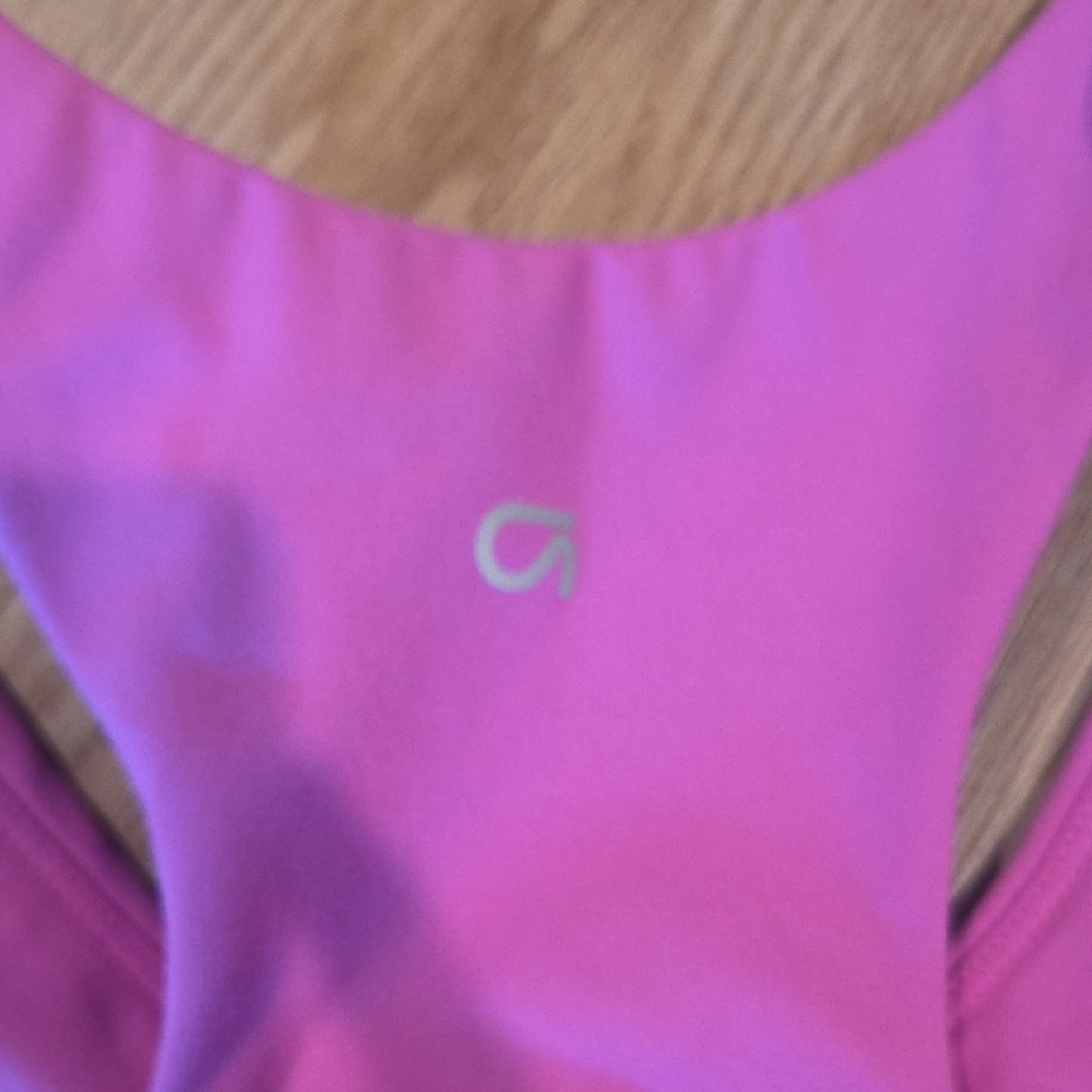 3 For 15 GAP Vibrant Pink Crop Top - Picture 5 of 6